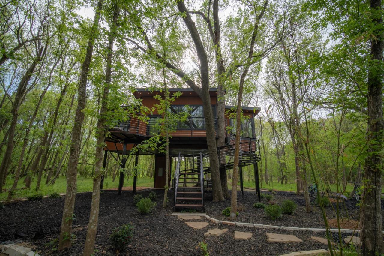 Texas Unplugged Hotel Groesbeck Exterior photo